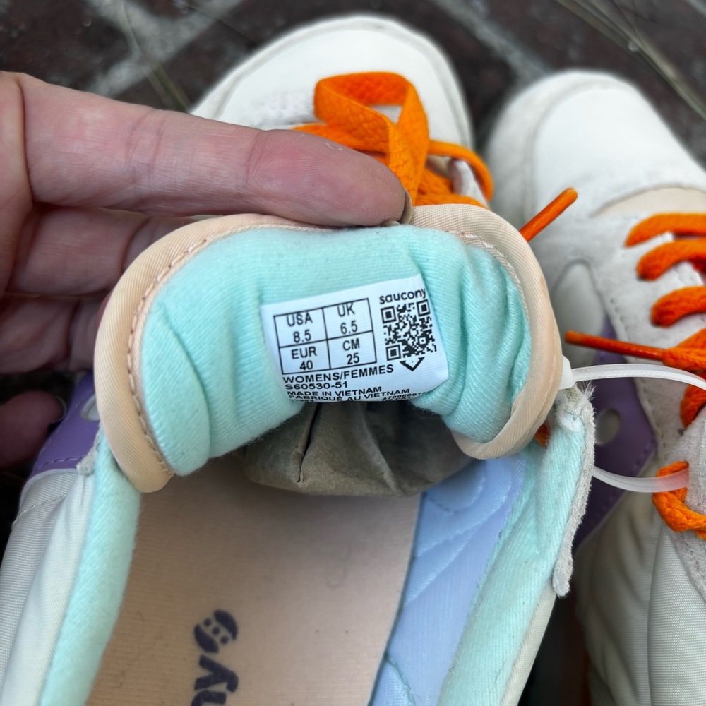Saucony Women's Excursion Jazz Champagne Cream and Orange Sneakers - Picture 7 of 7